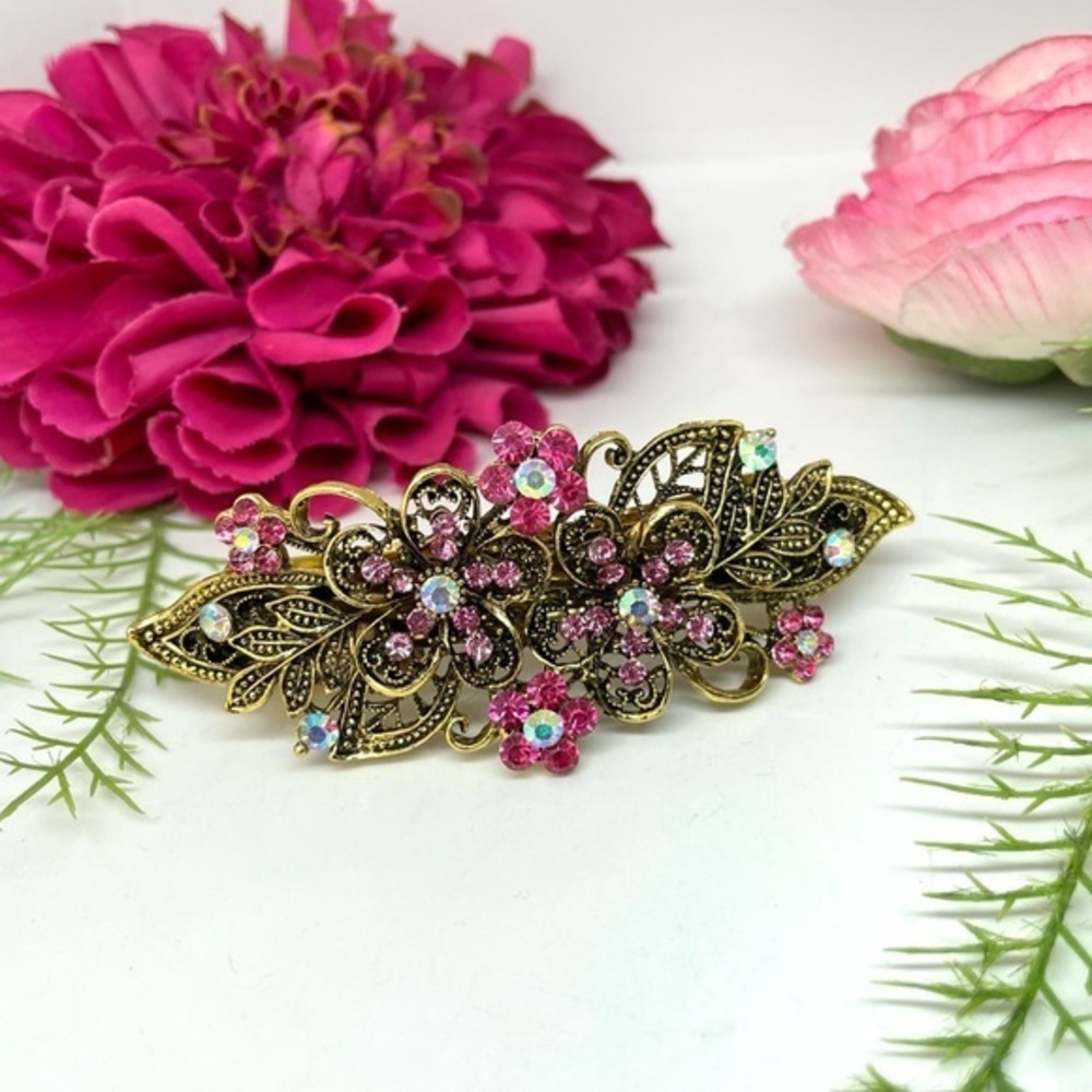 NEW⚜️Vintage Style Filigree Floral Crystal Embellished Hair Clip
